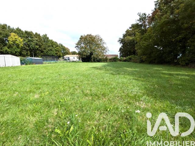 Terrain vente à Saintes, Ecoyeux
