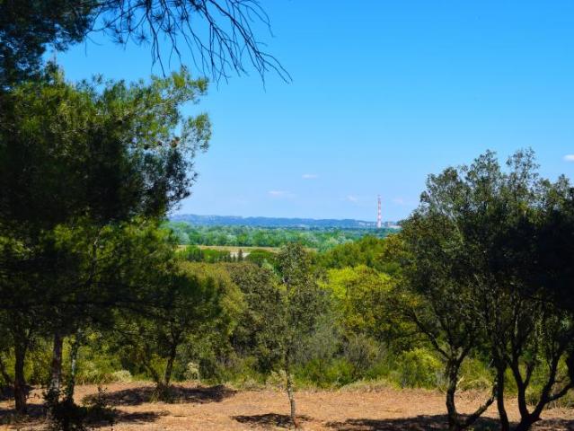 Terrain vente à Nîmes, Comps