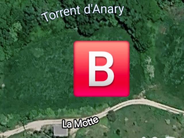 Terrain vente à Montbrun-les-Bains, Drôme