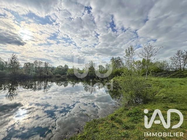 Terrain vente à Champs-sur-Yonne, Yonne