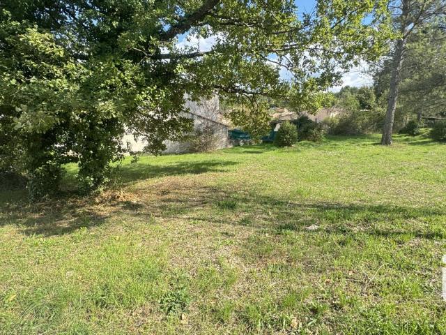 Terrain vente à France métropolitaine, Trets