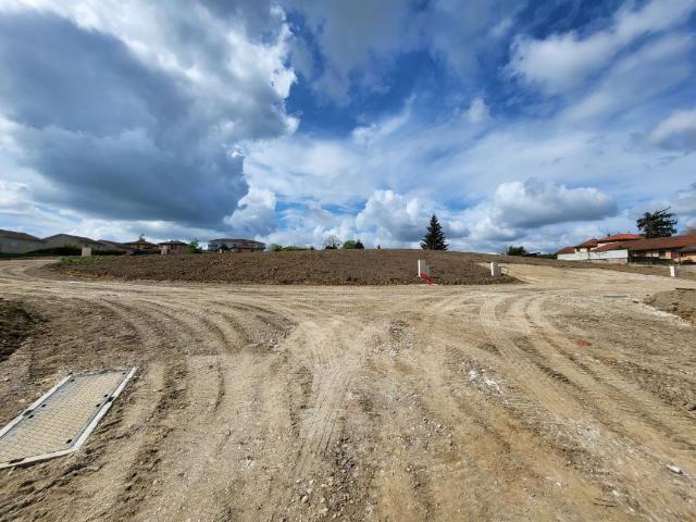 Terrain vente à Bourg-en-Bresse, Chalamont