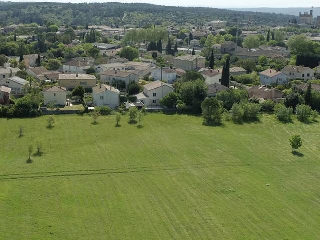 Terrain vente à Nîmes, Uzès