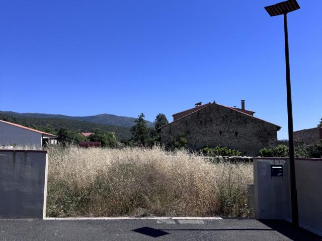 Terrain vente à Prades