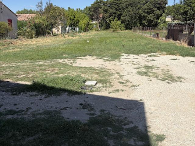 Terrain vente à Carpentras, Sarrians