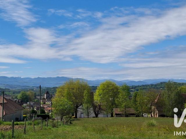 Terrain vente à Oloron-Sainte-Marie, Sauveterre-de-béarn