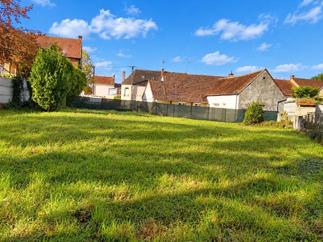 Terrain vente à Domérat, Allier