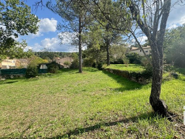 Terrain vente à France métropolitaine, Trets