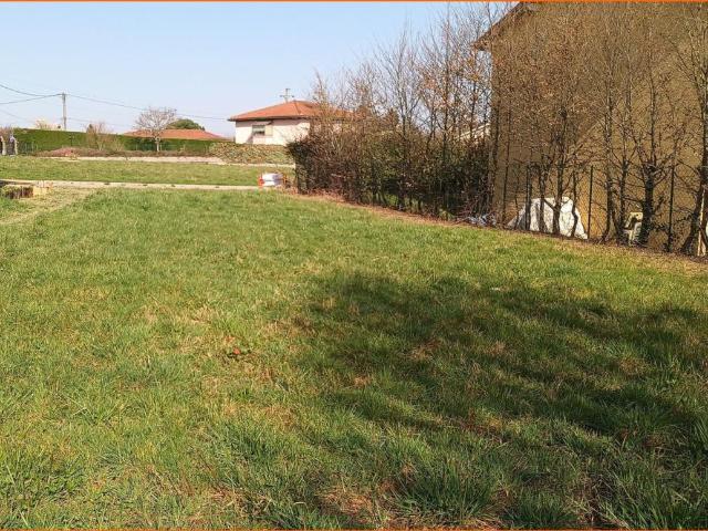 Terrain vente à Bourg-en-Bresse, Montluel