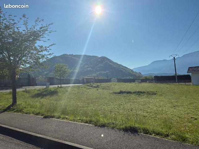 Terrain vente à Grenoble, Saint-nicolas-de-macherin