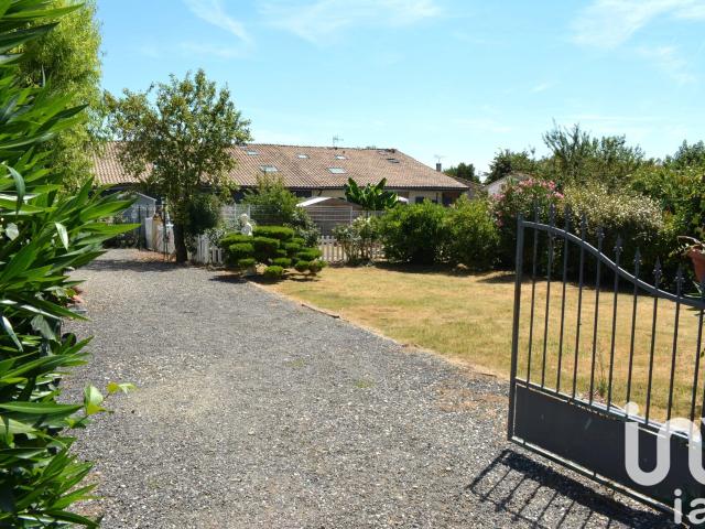 Terrain vente à Bordeneuves Est, Castelnau-d'Estrétefonds