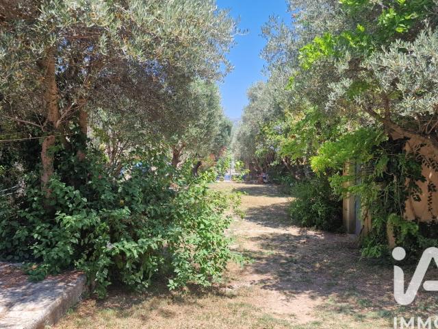 Terrain vente à Marseille, La Penne-sur-huveaune