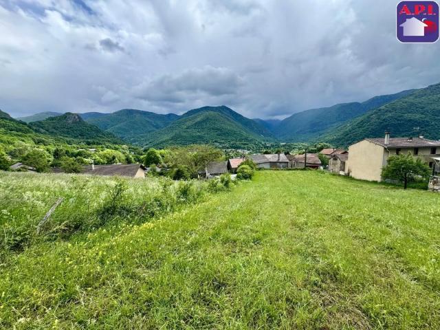 Terrain vente à Foix, Les Cabannes