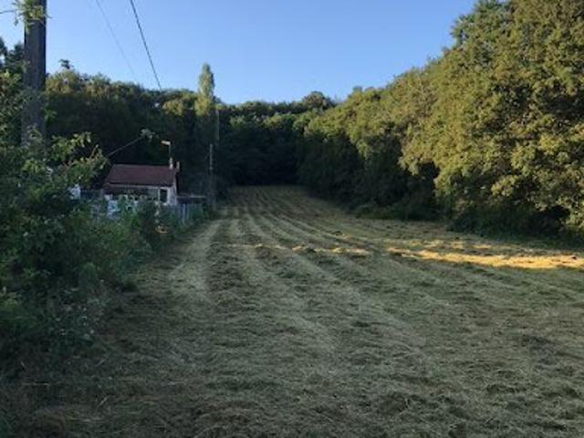 Terrain vente à Cosne-Cours-sur-Loire, Arquian