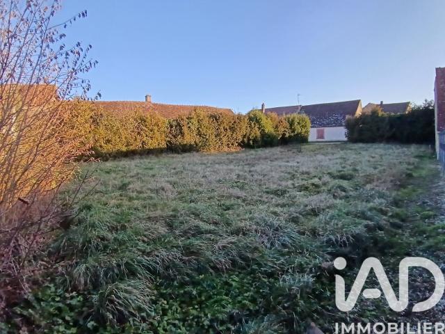 Terrain vente à Auxerre, Chichery
