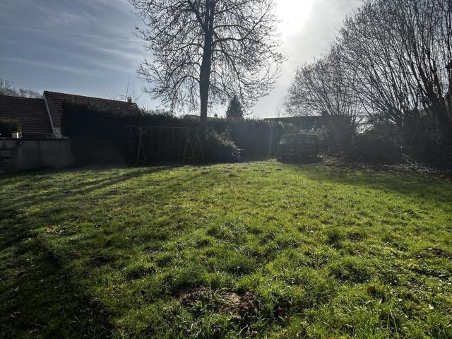 Terrain vente à Beauvais, Esches