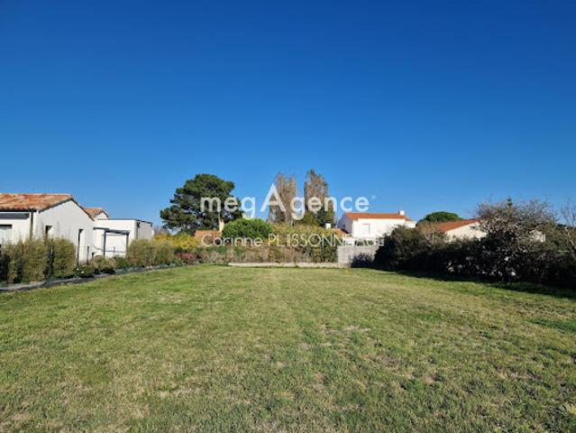 Terrain vente à Les Sables-d'Olonne, Château-d'olonne