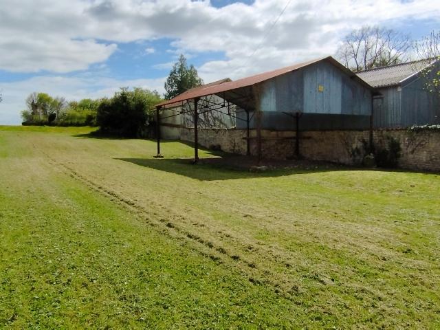 Terrain vente à Saint-Jean-d'Angély, Néré