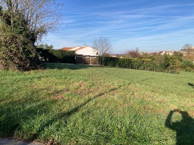 Terrain vente à Saintes, Bussac-sur-charente