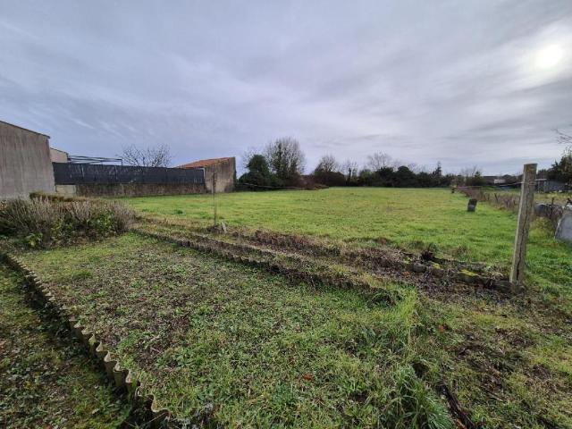 Terrain vente à Rochefort, Surgères