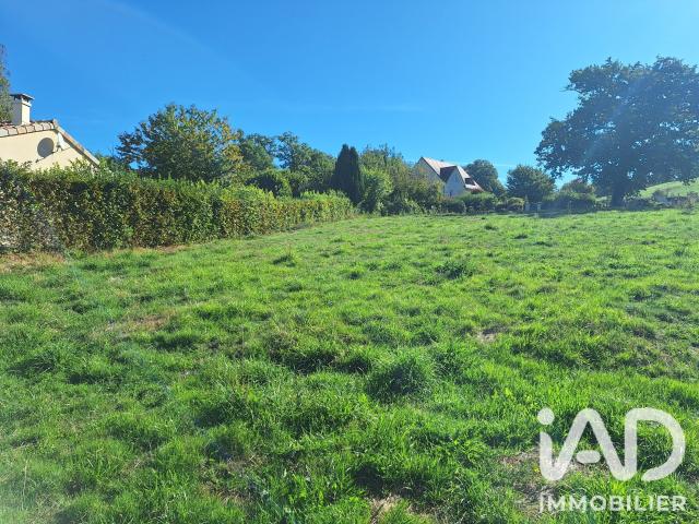 Terrain vente à Esmoles, Arpajon-sur-Cère