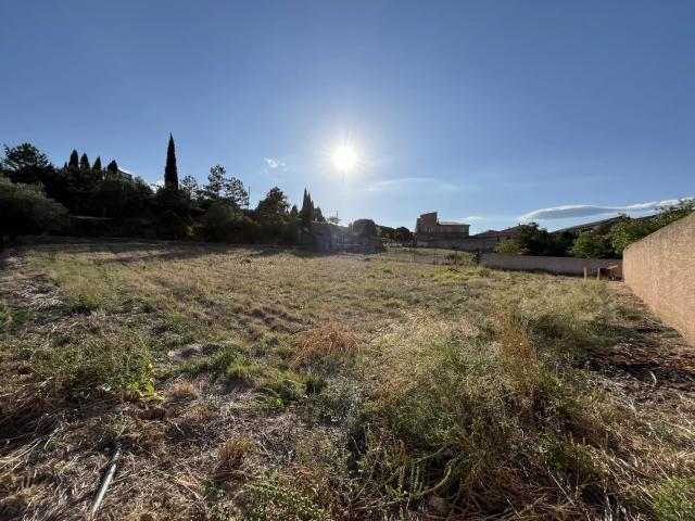 Terrain vente à Nîmes, Aigues-vives
