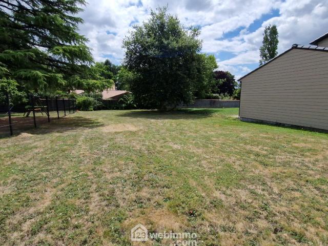 Terrain vente à France métropolitaine, Les Clouzeaux