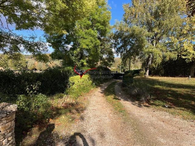 Terrain vente à Nesles-la-Vallée, Val-d'Oise