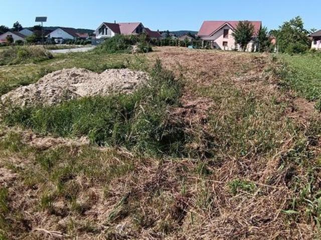 Terrain vente à Pontarlier, Levier