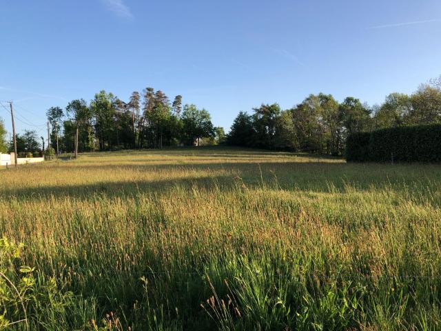 Terrain vente à Brive-la-Gaillarde, Aubazines