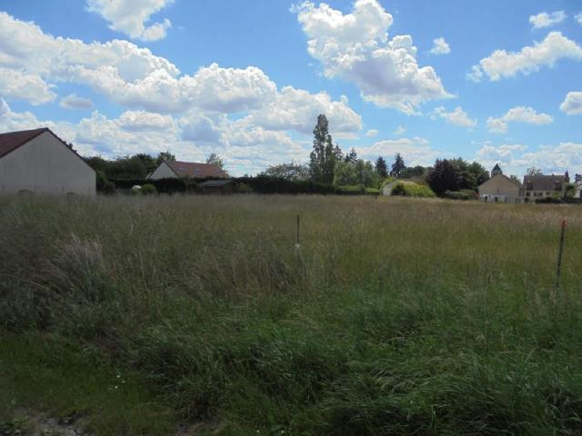 Terrain vente à Auxerre, Cravant