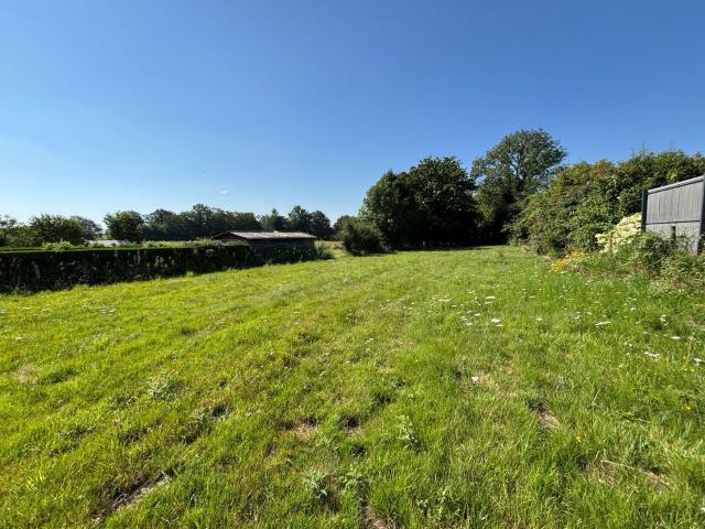 Terrain vente à Avesnes-sur-Helpe, Feignies