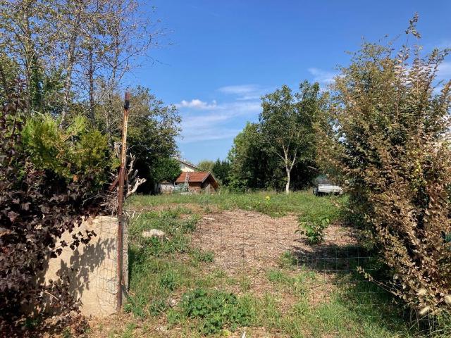 Terrain vente à Meximieux, Ain