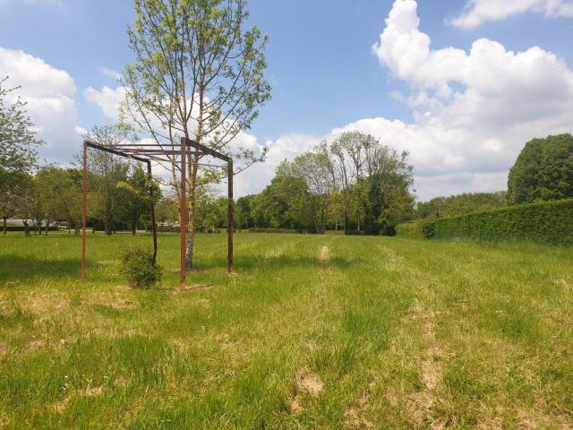 Terrain vente à La Châtre, Neuvy-saint-sépulchre