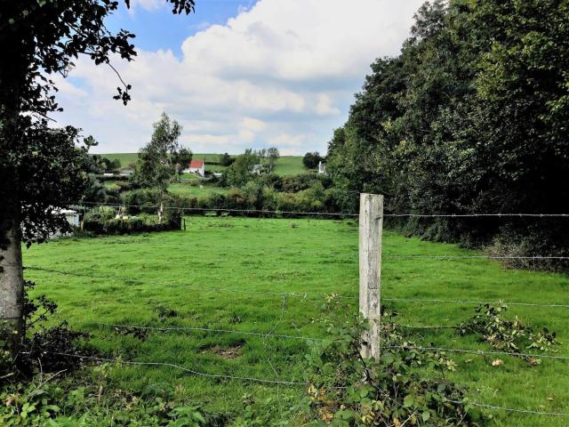 Terrain vente à Montreuil-sur-Mer, Preures