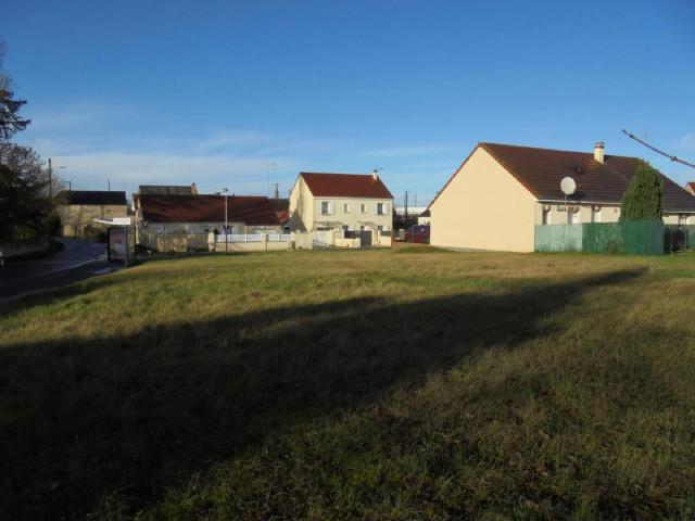 Terrain vente à Orléans, Tavers