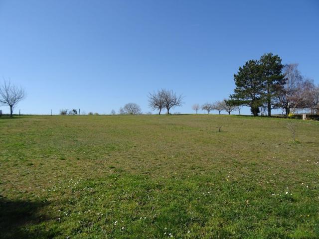 Terrain vente à Montmorillon, Valdivienne