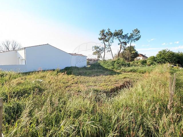 Terrain vente à Saintes, Meursac
