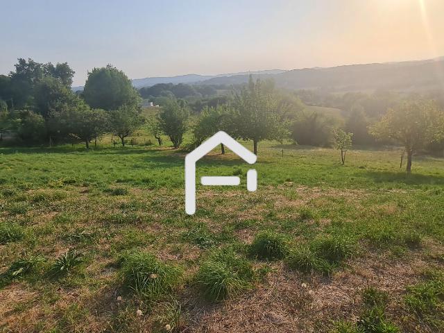 Terrain vente à Brive-la-Gaillarde, Objat
