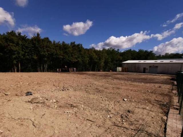 Local Commercial vente à Pontoise, Méry-sur-oise