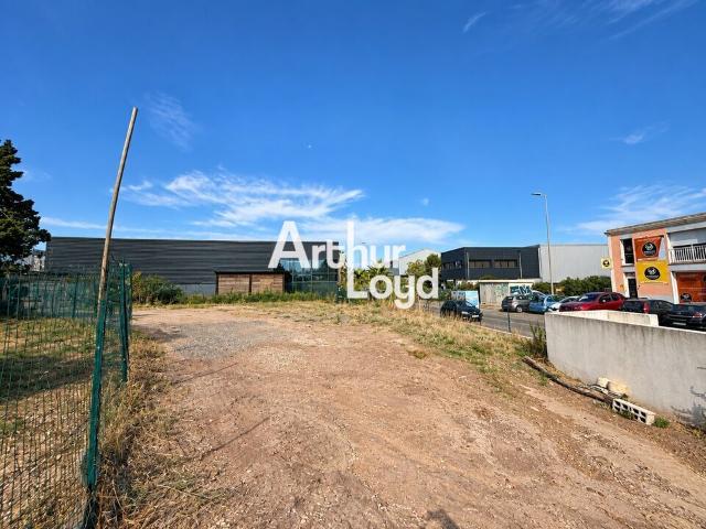Local Commercial vente à Puget-sur-Argens, Var