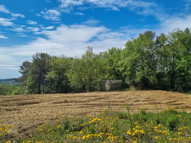 Terrain vente à Les Prés Saint-Jean, Alès