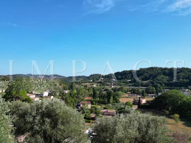 Terrain vente à Grasse, Châteauneuf-grasse