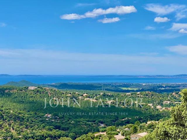 Terrain vente à La Londe-les-Maures, Var