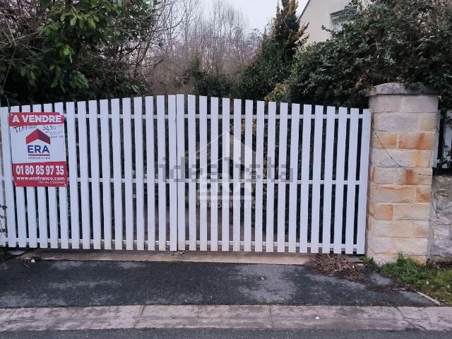 Terrain vente à Ballancourt-sur-Essonne, Essonne