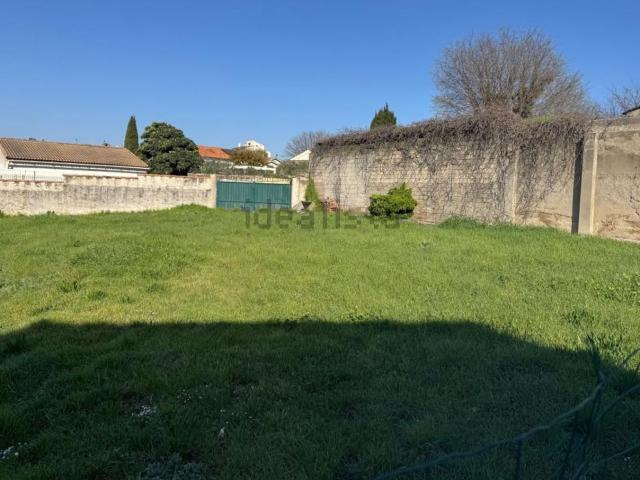Terrain vente à Beaucaire, Gard