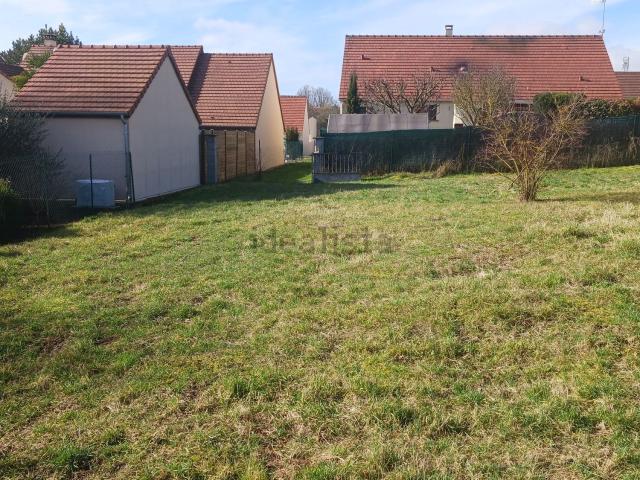 Terrain vente à Le Clos de Thibault, Beaune-la-Rolande