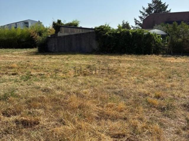 Terrain vente à Lotissement Clos des Lilas, Billère