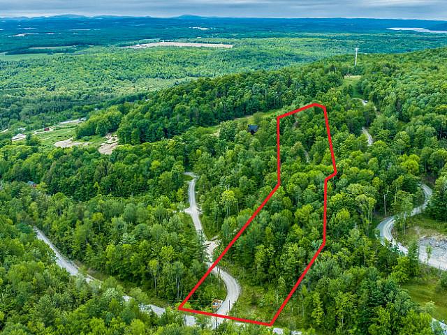 Land for sale in Memphrémagog