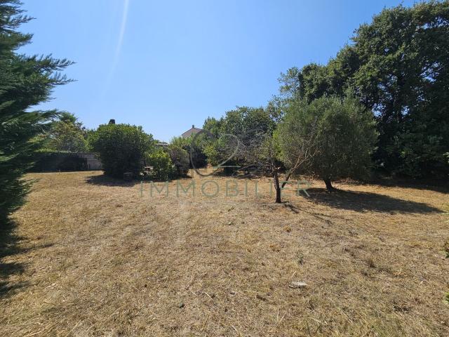 Terrain vente à Châteauneuf-de-Gadagne, Vaucluse